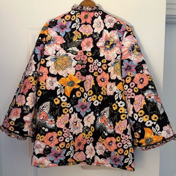 NWOT James Ascher Fleece Lined Ruffle Trim Floral Kayla Quilted Jacket - Picture 9 of 11